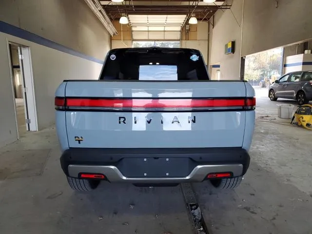 7FCTGAAA8PN025421 2023 2023 Rivian R1T- Adventure 6