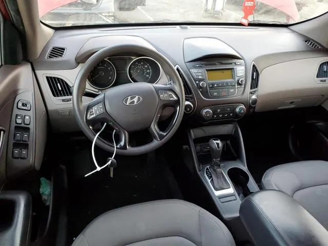 KM8JT3AF3FU085851 2015 2015 Hyundai Tucson- Gls 8