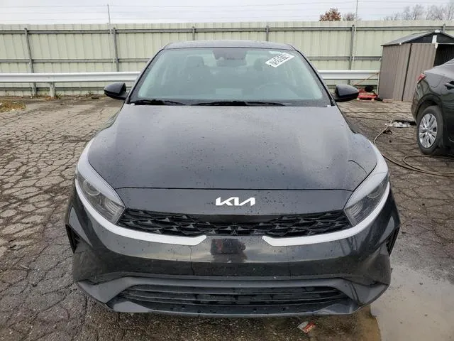 3KPF24AD1PE580857 2023 2023 KIA Forte- LX 5