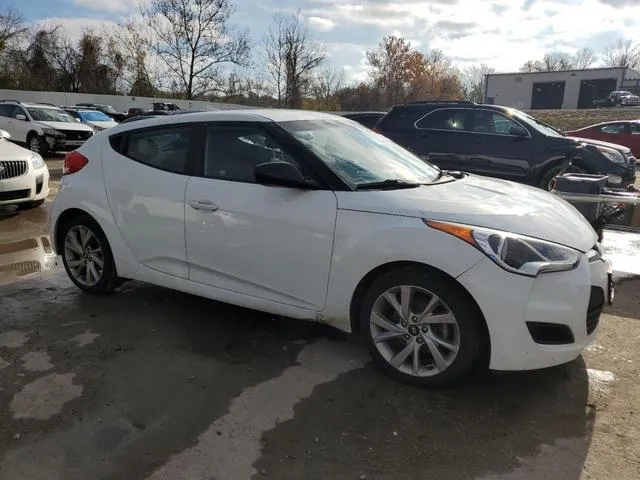 KMHTC6AD6GU269871 2016 2016 Hyundai Veloster 4