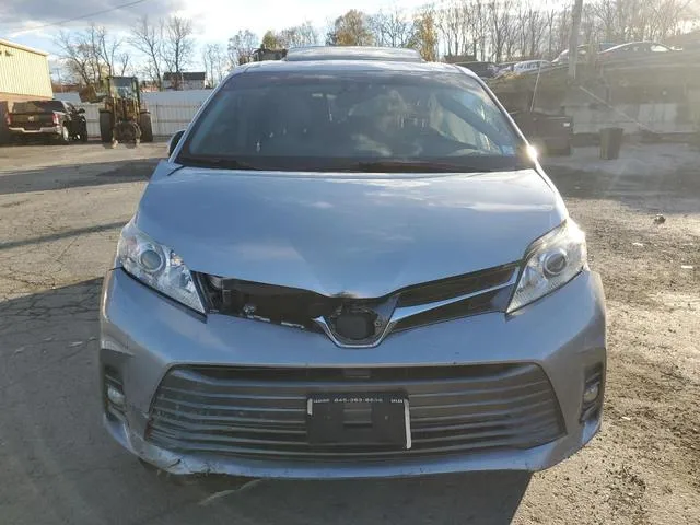 5TDDZ3DC8JS207330 2018 2018 Toyota Sienna- Xle 5