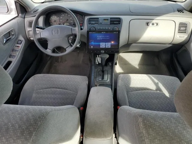 3HGCG66511G703572 2001 2001 Honda Accord- LX 8