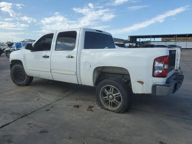 3GCPCSEAXBG114573 2011 2011 Chevrolet Silverado- C1500 Lt 2