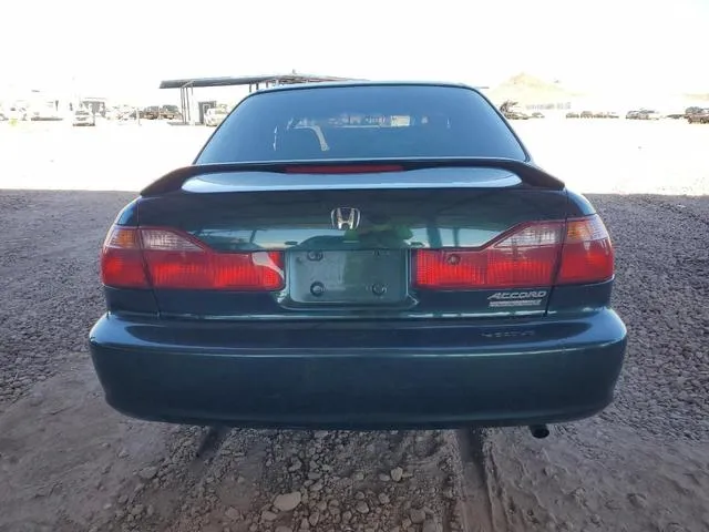 JHMCG5670YC025001 2000 2000 Honda Accord- SE 6