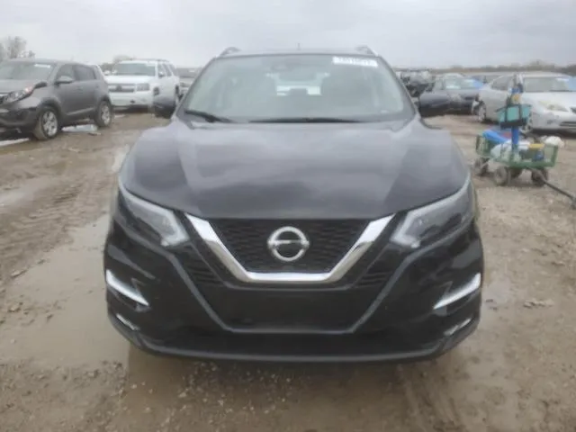 JN1BJ1CV8MW570000 2021 2021 Nissan Rogue- SL 5