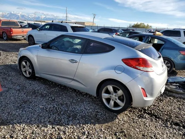 KMHTC6AD6CU025373 2012 2012 Hyundai Veloster 2