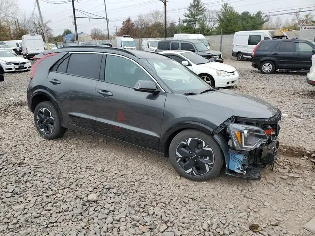 KNDCR3L1XR5122048 2024 2024 KIA Niro- Wind 4