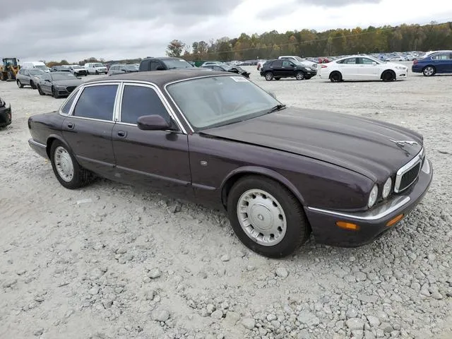 SAJHX1240WC822861 1998 1998 Jaguar XJ8 4