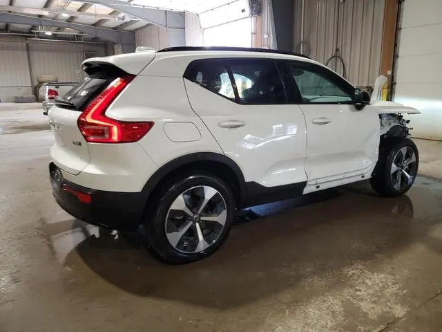 YV4L12UL2R2349606 2024 2024 Volvo XC40- Plus 3