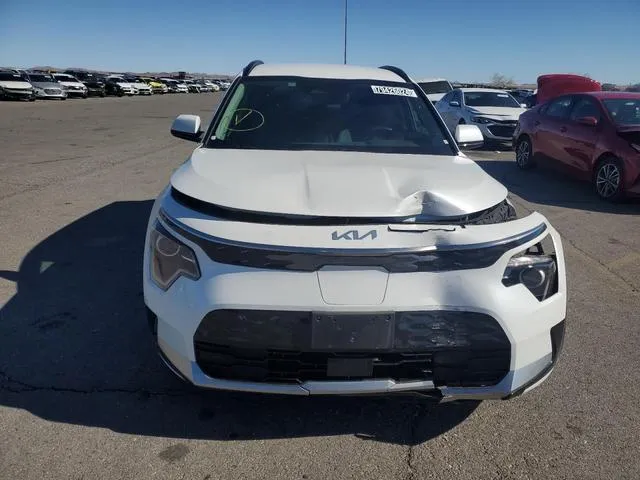 KNDCR3L16P5036426 2023 2023 KIA Niro- Wind 5