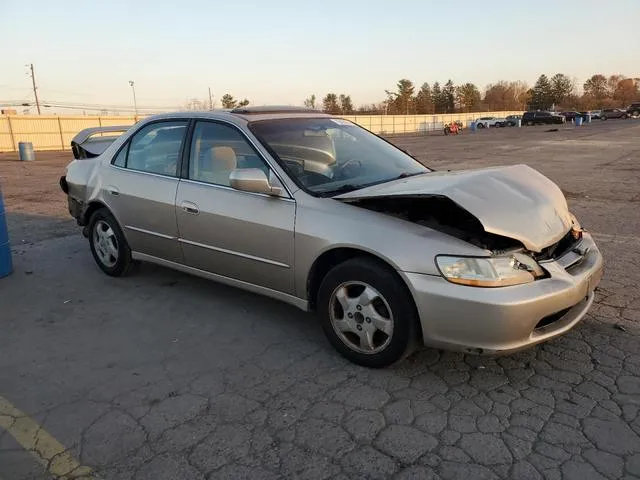 1HGCG5654YA147504 2000 2000 Honda Accord- EX 4