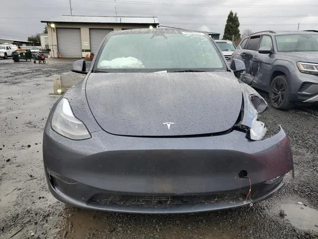 7SAYGDEE5PF813911 2023 2023 Tesla MODEL Y 5