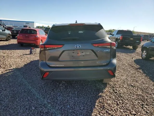 5TDHBRCH4MS517940 2021 2021 Toyota Highlander- Hybrid Xle 6