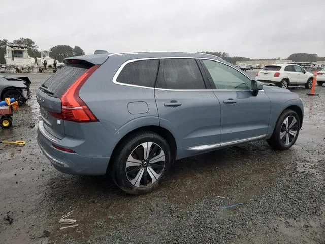 YV4H60DE1P1310831 2023 2023 Volvo XC60- Plus 3