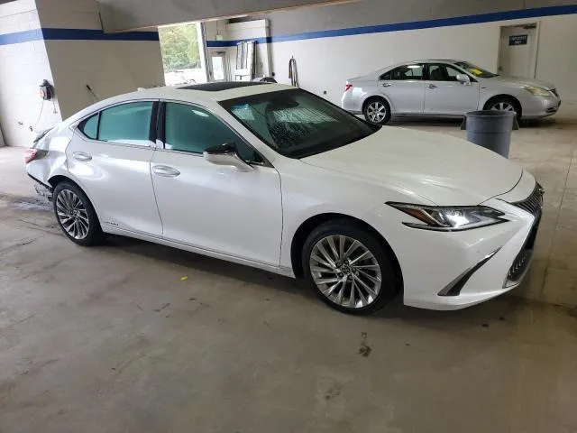 58AE21B15LU011718 2020 2020 Lexus ES- 300H Luxury 4