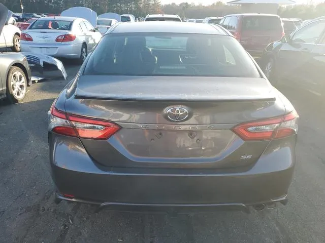 4T1B11HK4JU556450 2018 2018 Toyota Camry- L 6