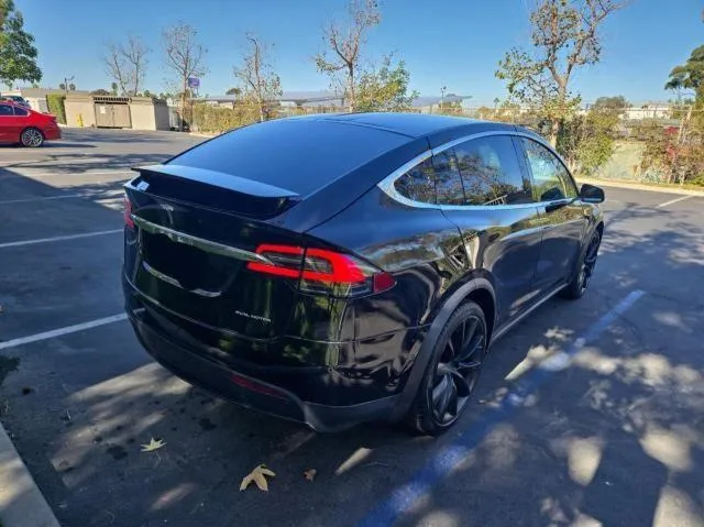 5YJXCDE27MF321497 2021 2021 Tesla MODEL X 4