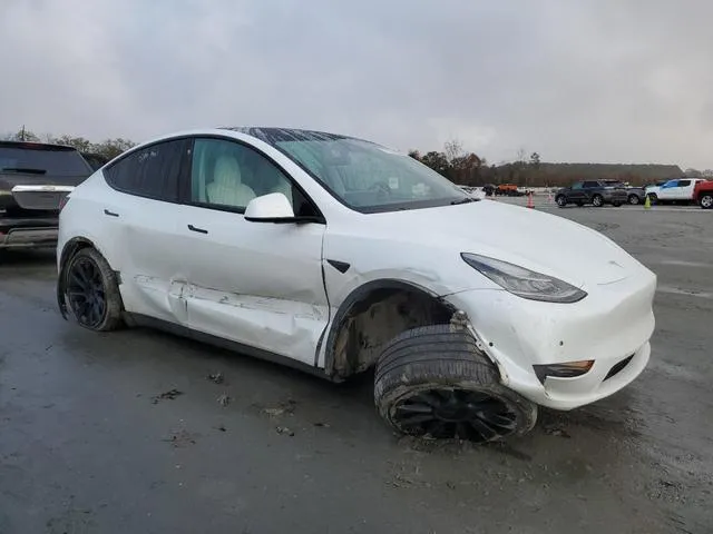 5YJYGDEE2MF109822 2021 2021 Tesla MODEL Y 4