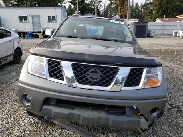 1N6AD07U05C424315 2005 2005 Nissan Frontier- Crew Cab Le 5