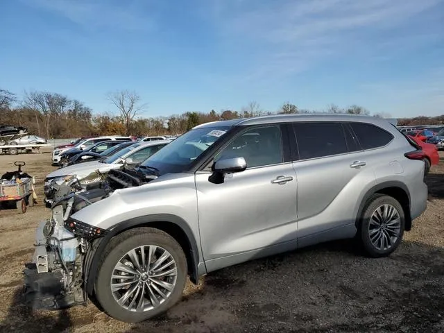 5TDFZRBH6MS129886 2021 2021 Toyota Highlander- Platinum 1