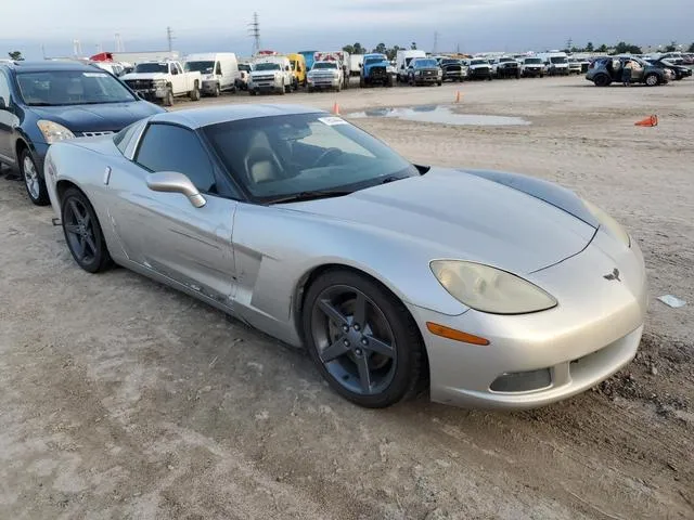 1G1YY24U955118376 2005 2005 Chevrolet Corvette 4