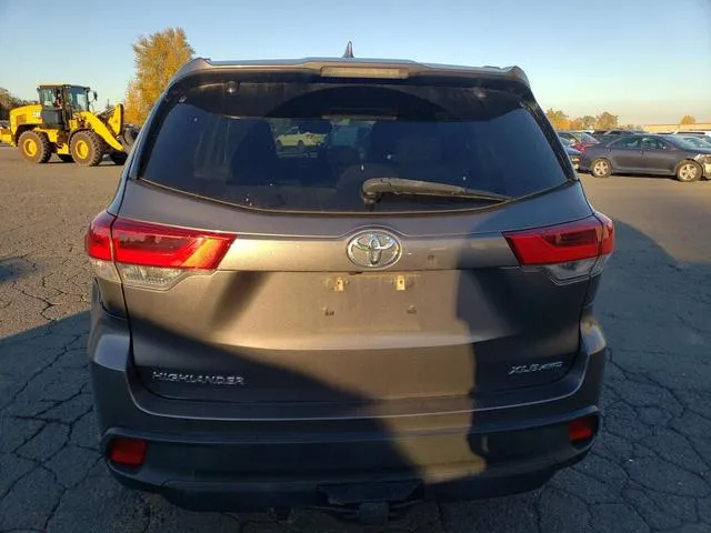 5TDJZRFH2KS623194 2019 2019 Toyota Highlander- SE 6