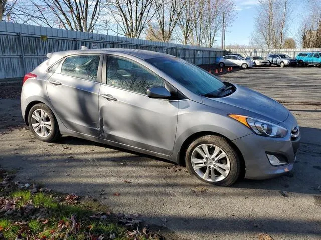 KMHD35LE9DU037412 2013 2013 Hyundai Elantra 4