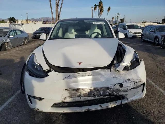 7SAYGDEF9NF492722 2022 2022 Tesla MODEL Y 5