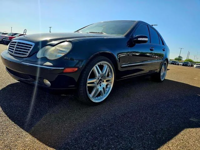 WDBRF61J74E016140 2004 2004 Mercedes-Benz C-Class- 240 2