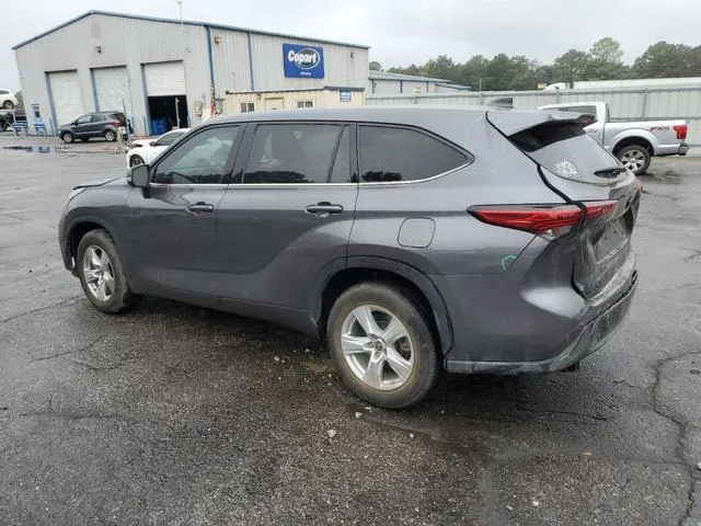 5TDCZRAH4NS093766 2022 2022 Toyota Highlander- L 2