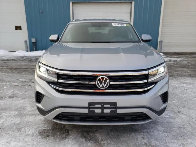 1V2LC2CA8MC240386 2021 2021 Volkswagen Atlas- SE 5