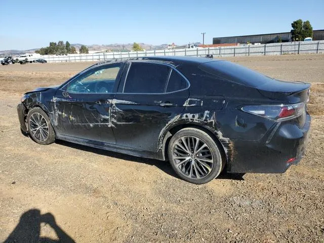 4T1B11HK4JU156341 2018 2018 Toyota Camry- L 2