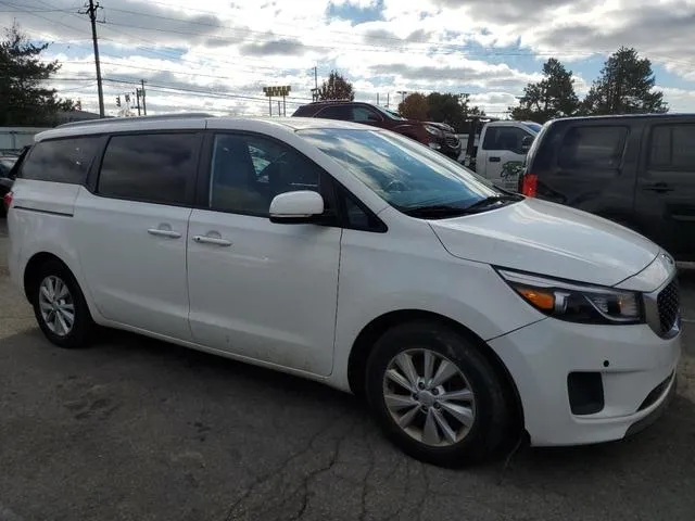 KNDMB5C13J6389681 2018 2018 KIA Sedona- LX 4