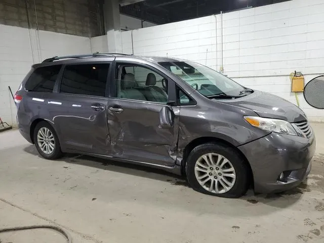 5TDYK3DC8BS032939 2011 2011 Toyota Sienna- Xle 4