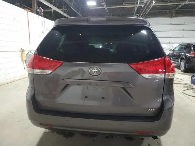 5TDYK3DC8BS032939 2011 2011 Toyota Sienna- Xle 6