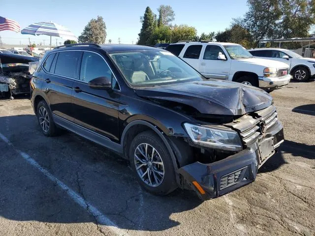 3VV3B7AX1LM072646 2020 2020 Volkswagen Tiguan- SE 4