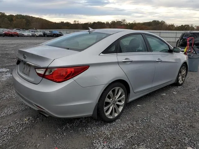 5NPEC4ACXBH222712 2011 2011 Hyundai Sonata- SE 3