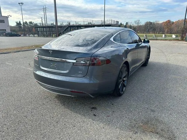 5YJSA1DN8DFP27315 2013 2013 Tesla MODEL S 4