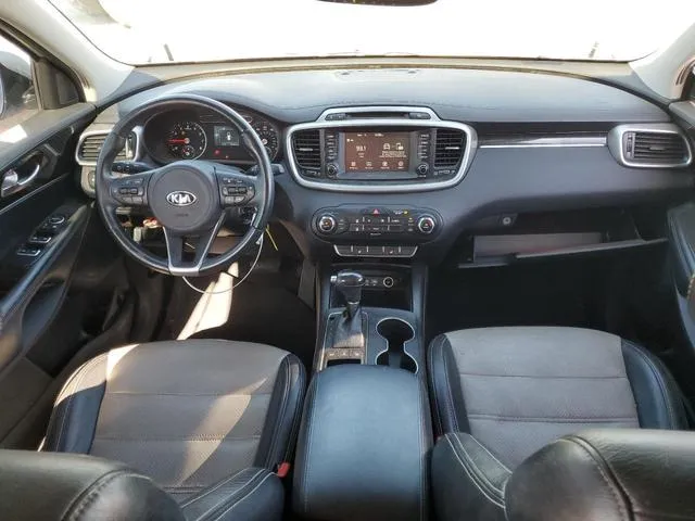 5XYPGDA30HG249060 2017 2017 KIA Sorento- LX 8