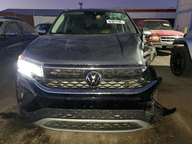 3VVUX7B28RM058633 2024 2024 Volkswagen Taos- SE 5