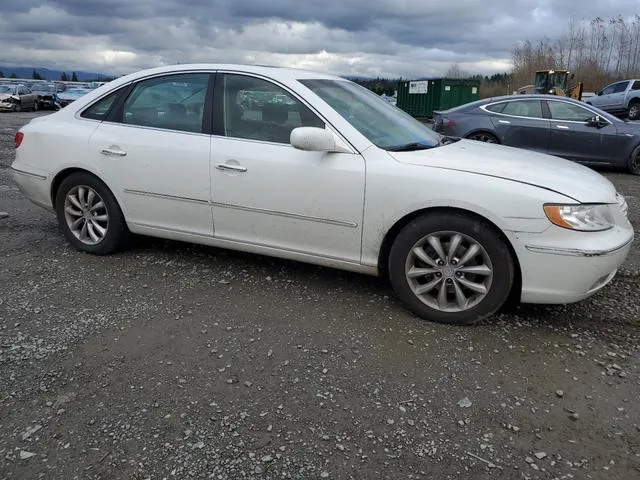 KMHFC46F67A209716 2007 2007 Hyundai Azera- SE 4