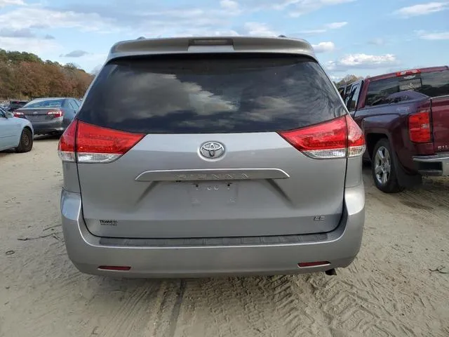 5TDKK3DC8CS244621 2012 2012 Toyota Sienna- LE 6