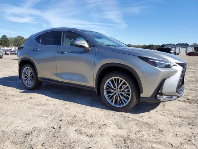 JTJHGCEZ4S5010282 2025 2025 Lexus NX- 350 Luxury 4