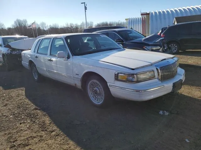 1LNLM81W7TY678989 1996 1996 Lincoln Town Car- Executive 4