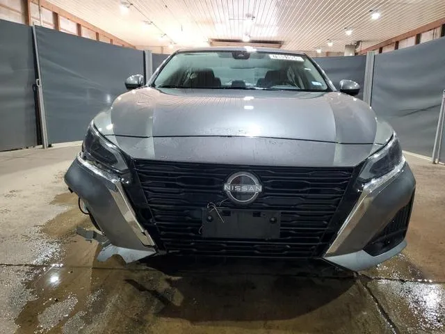 1N4BL4DV7PN340732 2023 2023 Nissan Altima- SV 5