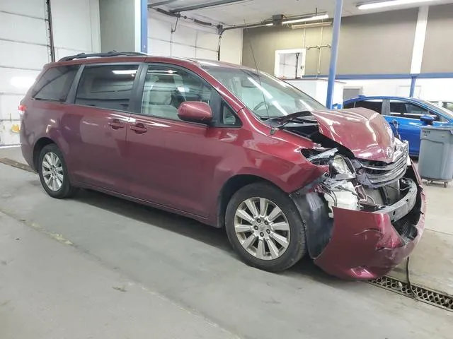 5TDJK3DC4DS070883 2013 2013 Toyota Sienna- LE 4