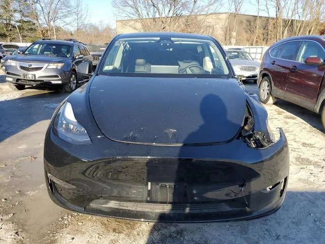 7SAYGAEE2RF981250 2024 2024 Tesla MODEL Y 5