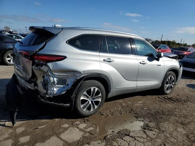 5TDGBRCH6MS521161 2021 2021 Toyota Highlander- Hybrid Xle 3