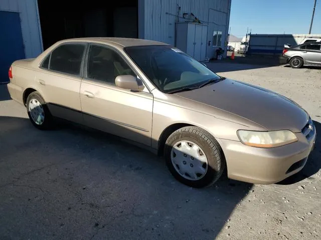 1HGCG5642YA080750 2000 2000 Honda Accord- LX 4