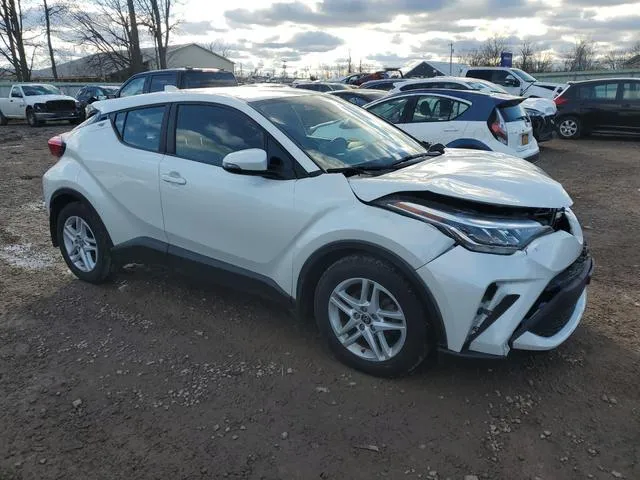 NMTKHMBX7LR117805 2020 2020 Toyota C-HR- Xle 4